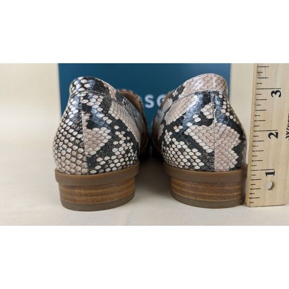 Aerosoles Georgia Loafers 
Flats Womens 9 M Snake Print Leather EUC (worn once) - Picture 10 of 14